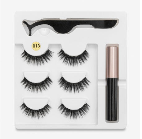 Natural Look Magnetic Lashes – Lightweight & Reusable