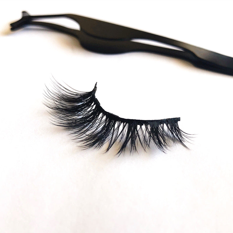 Natural Look Magnetic Lashes – Lightweight & Reusable